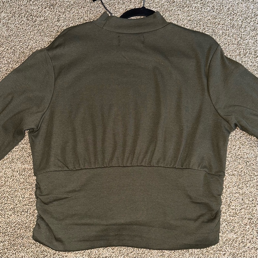 New York & Company “GABRIELLE UNION” Cropped Sweater - Picture 2 of 6